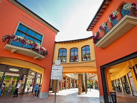 Sardinia Outlet Village .